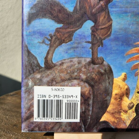 A Treasury of Children's Literature Book Hardcover Nursery Rhymes Fairy Tales Fa - Picture 3 of 9